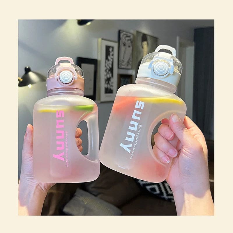 1L Sunny Water Bottle With Straw, Transparent Frosted Plastic Water Bottle, 1000ml Portable Climbing Travel Drink Cup, Outdoor Gradient Drink Bottle, Plastic Reusable Water Cup 1L Sunny Water Bottle With Straw, Transparent Frosted Plastic Water Bottle, 1000ml Portable Climbing Travel Drink Cup, Outdoor Gradient Drink Bottle, Plastic Reusable Water Cup